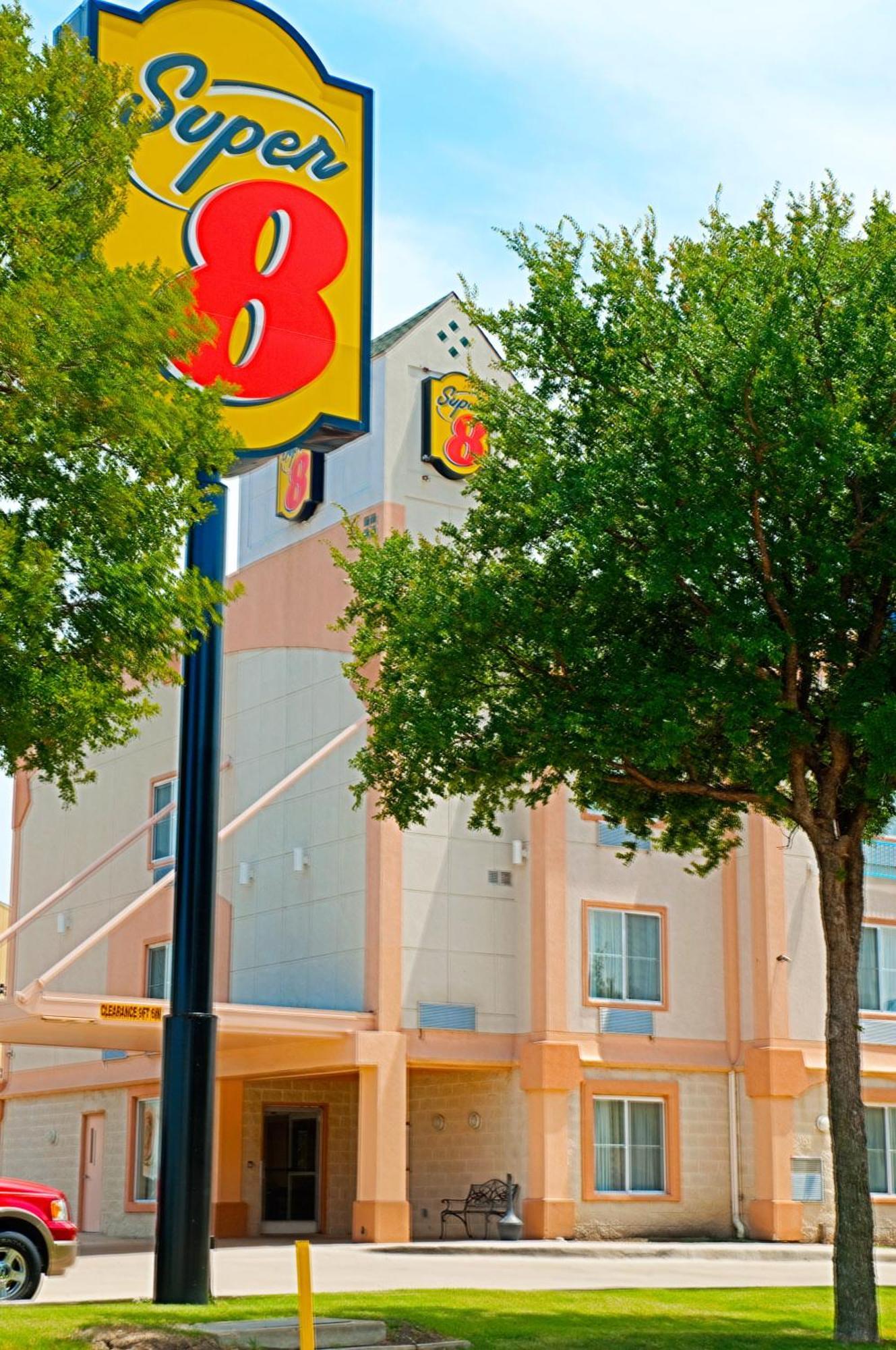 Hotel Super 8 By Wyndham Irving/Dfw Apt/North Extérieur photo